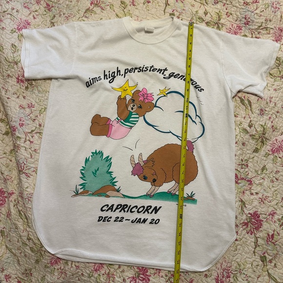 Vintage 80s Single Stitch Capricorn Zodiac Graphic Tee Signed Sharelle - Picture 9 of 10